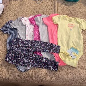 7 carters onesies 12M pink, yellow, gray, navy, hearts, stripes & heart leggings
